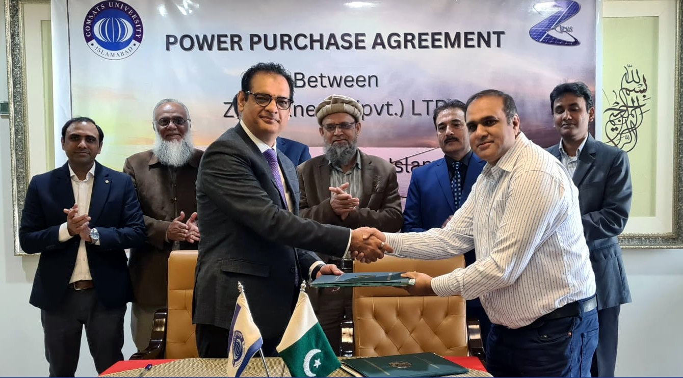 Dr. Sohail Asghar, the Incharge Islamabad campus, signed a contract with ZEUX Energy Pvt Ltd for the installation of an 850KW solar power generation system at Islamabad campus